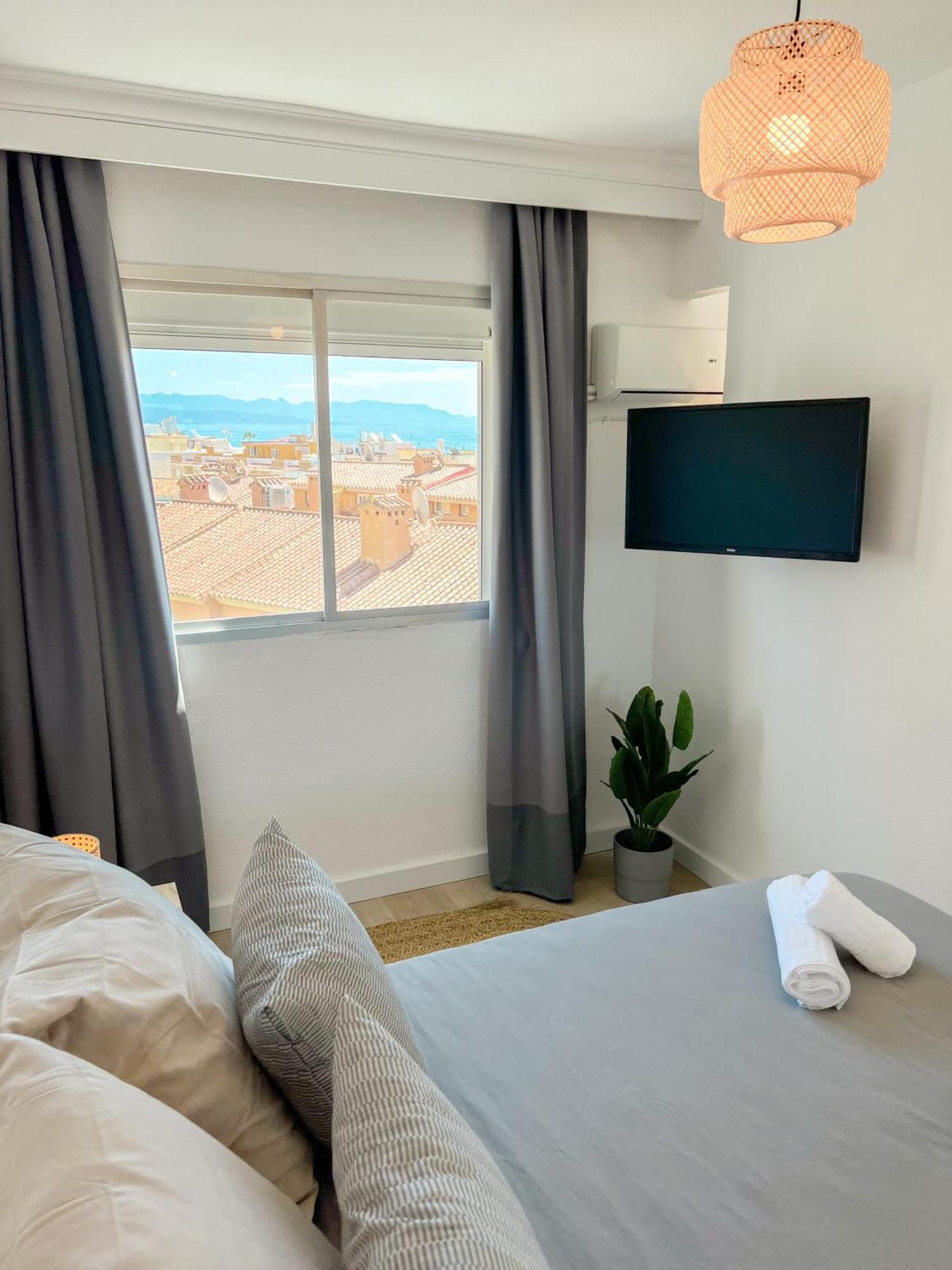 Palm Beach Aparment Sea Views トレモリノス エクステリア 写真