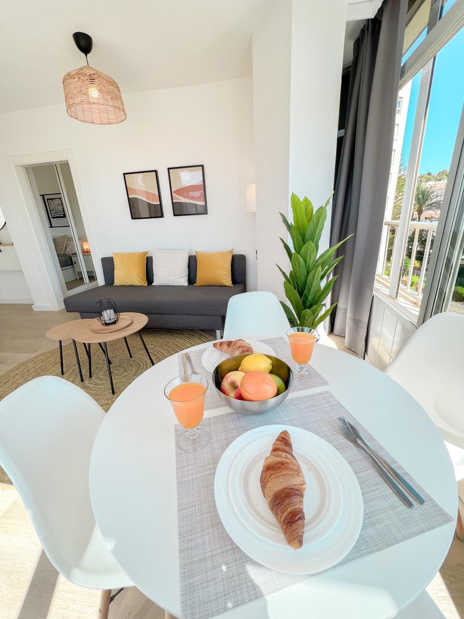 Palm Beach Aparment Sea Views トレモリノス エクステリア 写真